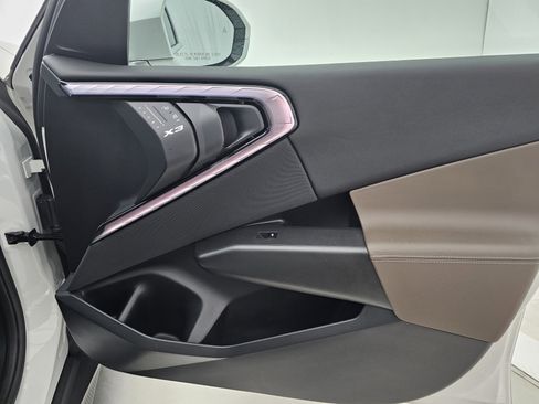 Used 2025 BMW X3 xDrive30i image 14