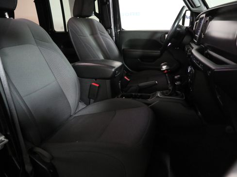 Used 2022 Jeep Wrangler Unlimited Sport AWD/4WD image 20