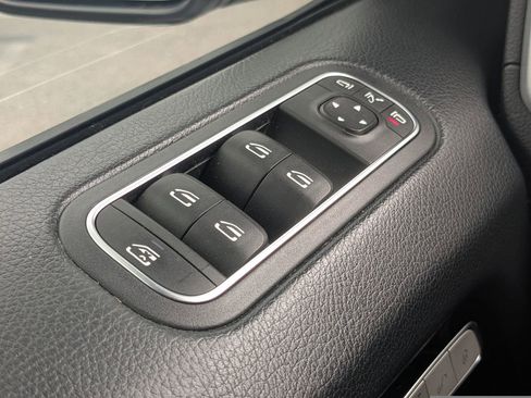 Used 2019 Mercedes-Benz G 550 image 10