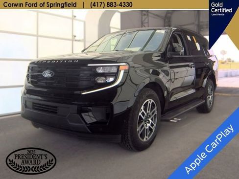 Used 2025 Ford Expedition Active AWD/4WD image 7