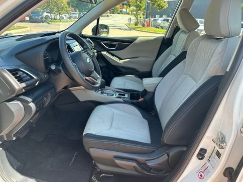 Used 2019 Subaru Forester Base w/ Alloy Wheel Package image 9