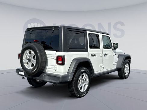 Used 2019 Jeep Wrangler Unlimited Sport S AWD/4WD image 7