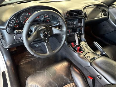 Used 2002 Chevrolet Corvette Z06 w/ Memory Pkg image 54