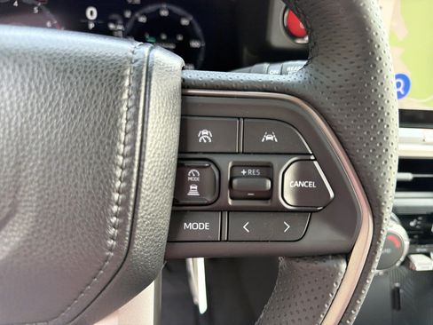 Used 2026 Toyota 4Runner TRD Off-Road Premium AWD/4WD image 26