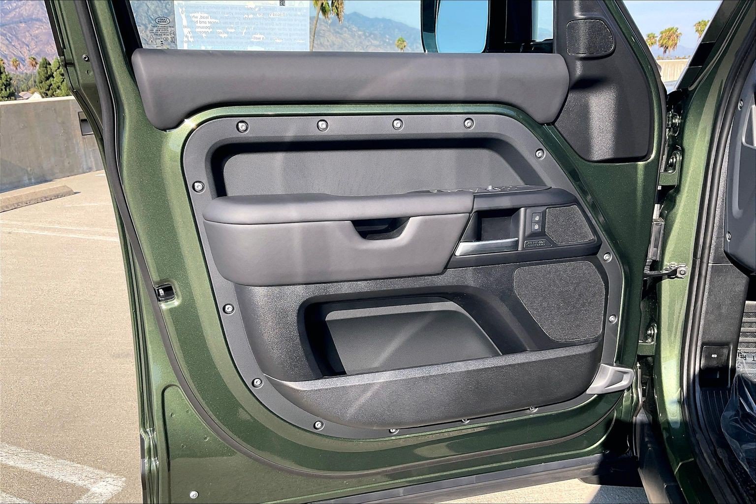 New 2026 Land Rover Defender 110 X-Dynamic SE AWD/4WD image 14