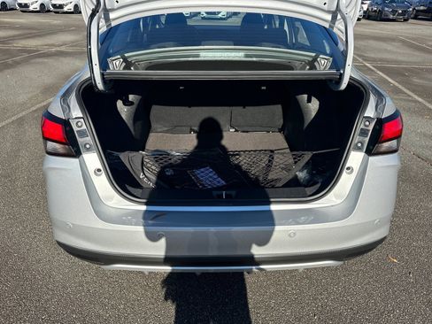 New 2025 Nissan Versa SR w/ Trunk Package image 18