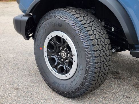 New 2025 Ford Bronco Badlands AWD/4WD image 30