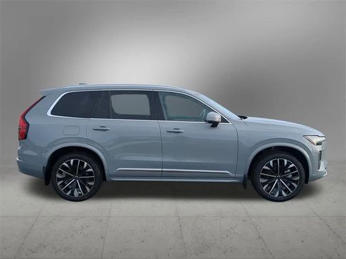 New 2026 Volvo XC90 B6 Plus w/ Protection Package Premier image 7
