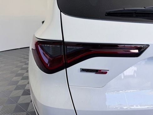 Used 2025 Acura MDX Type S image 27