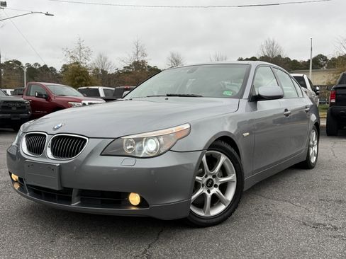 Used 2004 BMW 545i 545iA 4dr Sdn 6-Spd Auto image 10