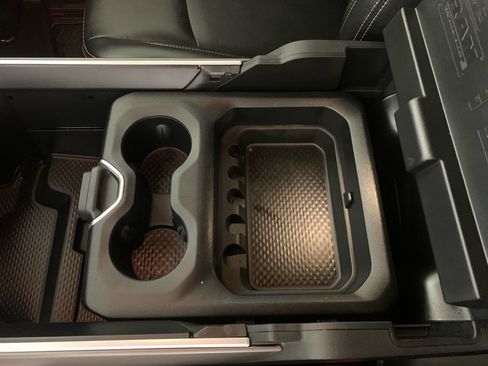 Used 2022 RAM 2500 Big Horn w/ Level 1 Equipment Group image 31