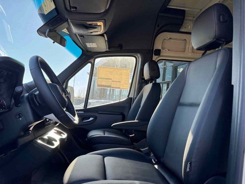 New 2025 Mercedes-Benz Sprinter 2500 image 14