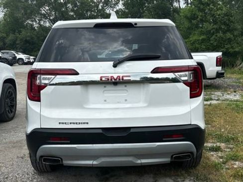 Used 2022 GMC Acadia SLE FWD image 6