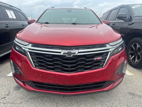 Used 2022 Chevrolet Equinox RS w/ RS Leather Package image 2