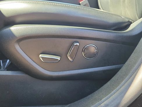 Used 2021 Lincoln Nautilus Reserve image 15