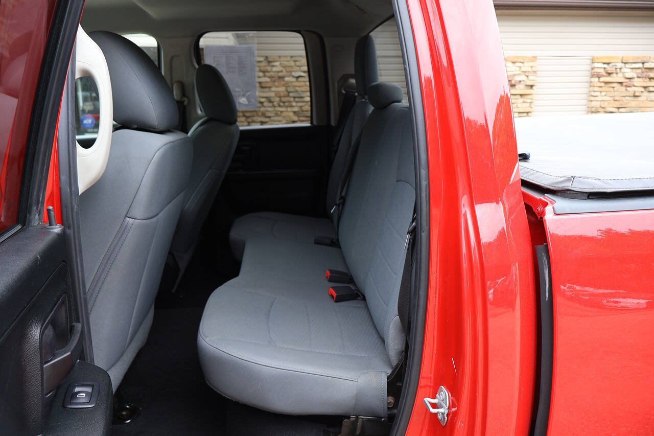 Used 2018 RAM 1500 Express AWD/4WD image 23