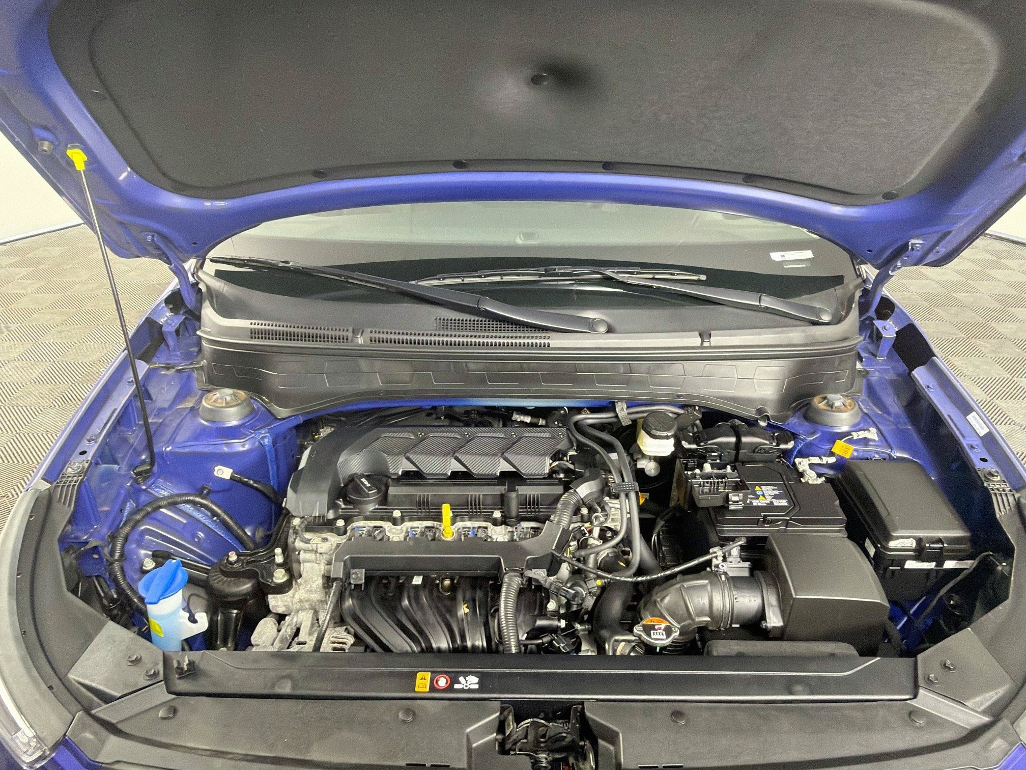 Used 2025 Hyundai Venue SEL FWD image 34