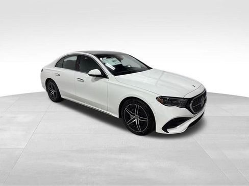 New 2025 Mercedes-Benz E 350 4MATIC Sedan image 9