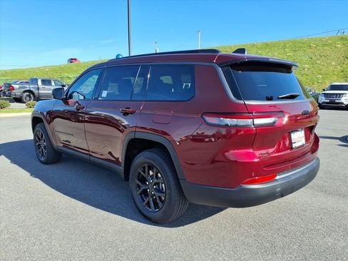 New 2026 Jeep Grand Cherokee L 4WD image 7