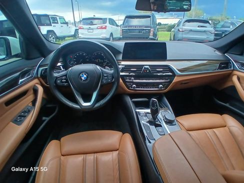 Used 2019 BMW 530i RWD image 25