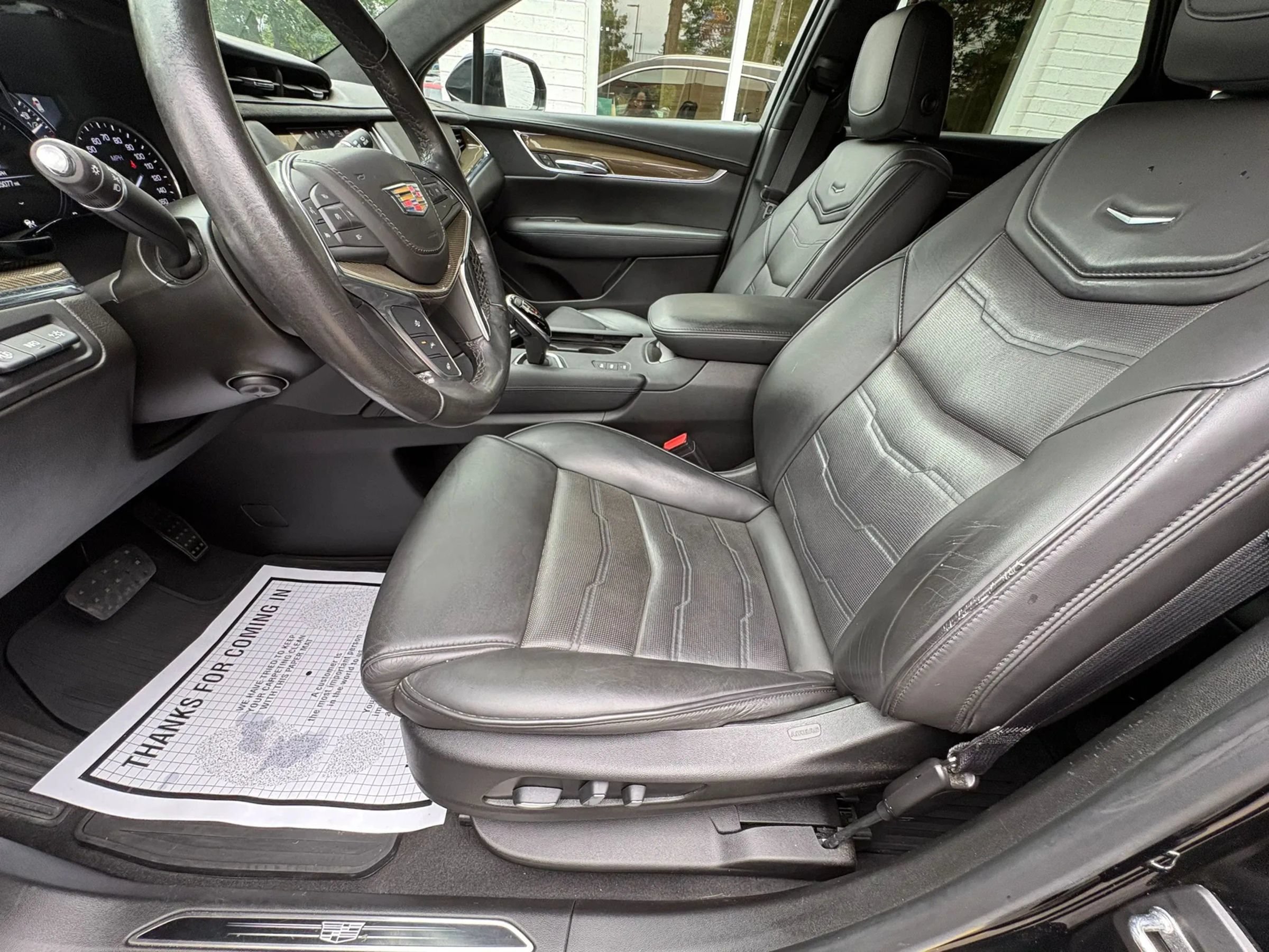 Used 2019 Cadillac XT5 Platinum AWD/4WD image 29