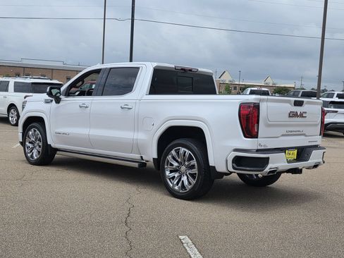 Used 2023 GMC Sierra 1500 Denali w/ Denali Reserve Package AWD/4WD image 7