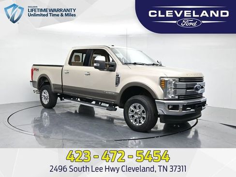 Used 2018 Ford F250 Lariat w/ Chrome Package image 1