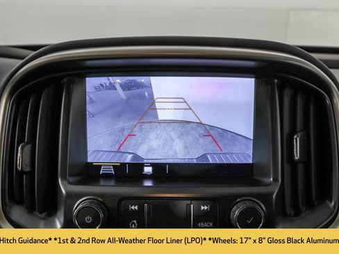 Used 2022 Chevrolet Colorado Z71 w/ Z71 Midnight Edition image 8