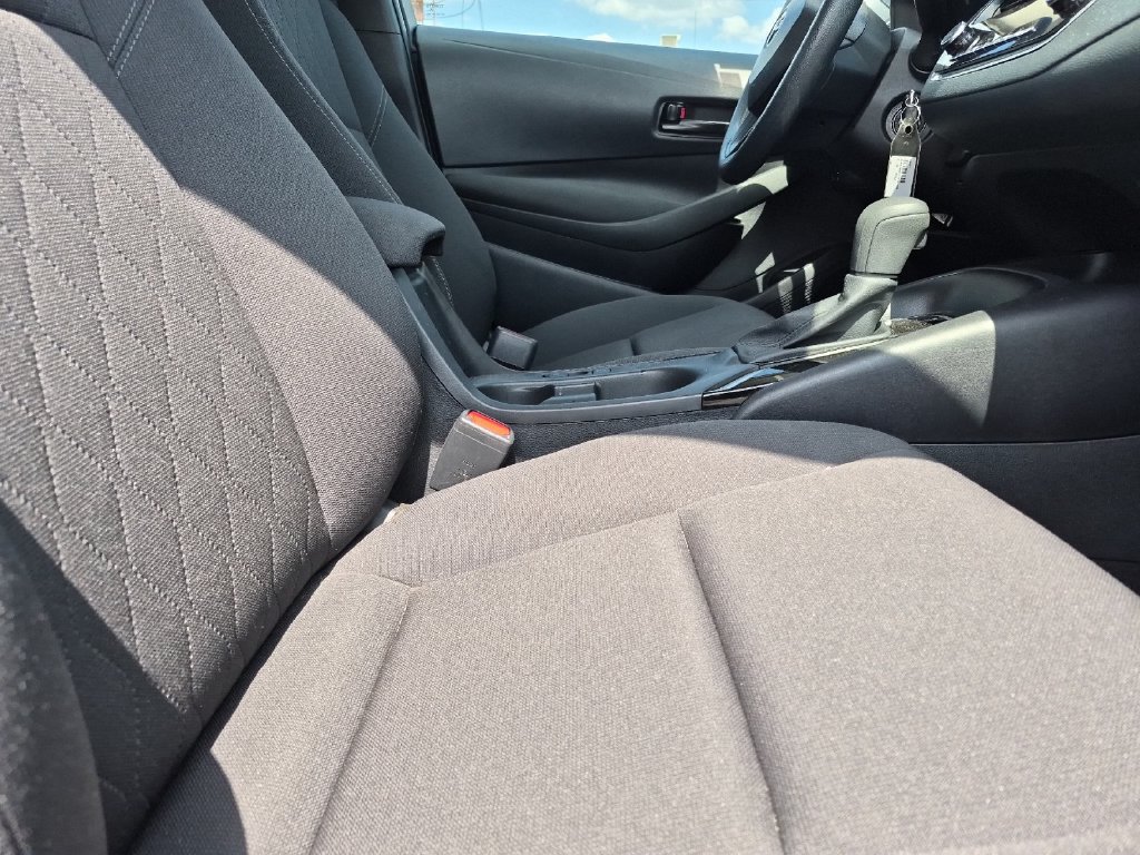 Used 2026 Toyota Corolla LE FWD image 16