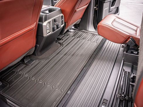 Used 2019 Ford F250 Platinum w/ Platinum Ultimate Package image 34