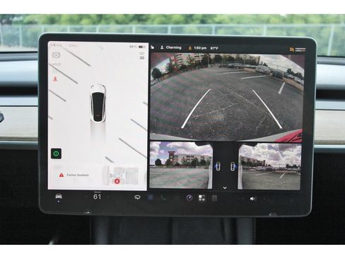 Used 2023 Tesla Model Y Long Range AWD/4WD image 27