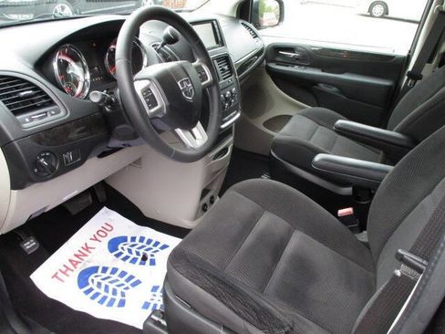 Used 2017 Dodge Grand Caravan SE w/ Power Window Group image 8