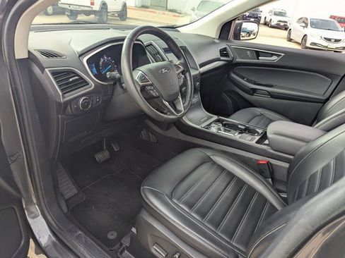 Used 2019 Ford Edge SEL w/ Equipment Group 201A image 8