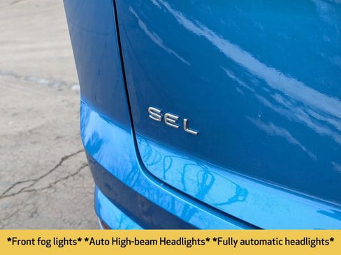 Used 2024 Volkswagen Atlas Cross Sport SEL R-Line image 12