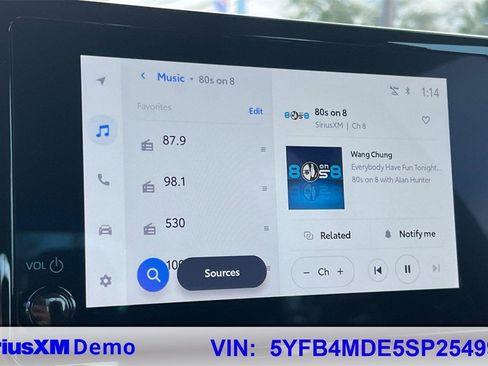 Certified 2025 Toyota Corolla LE image 25