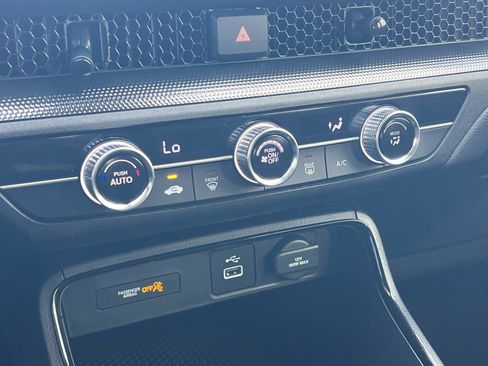 Certified 2025 Honda CR-V LX image 14