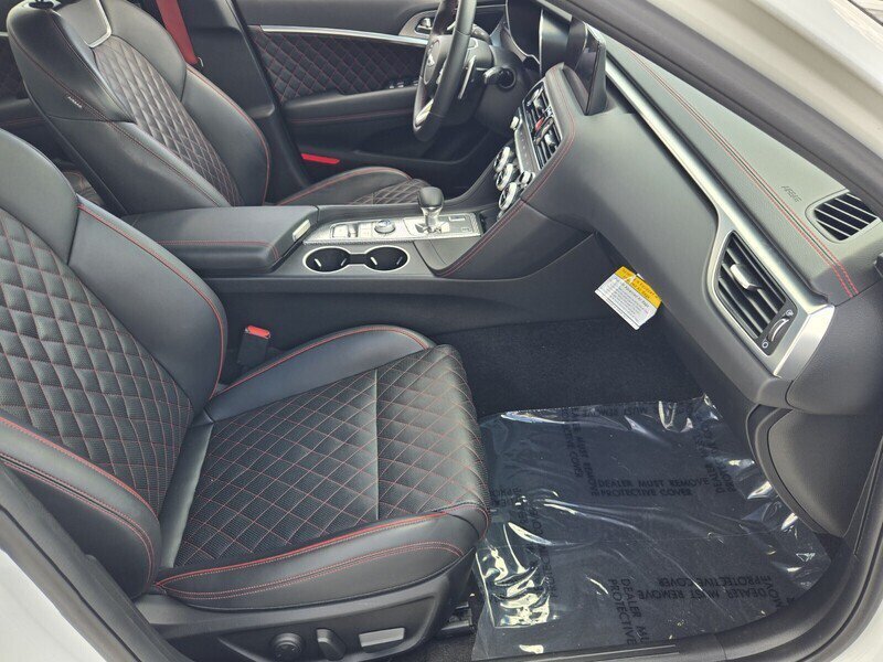 Used 2023 Genesis G70 3.3T w/ Sport Prestige Package RWD image 11