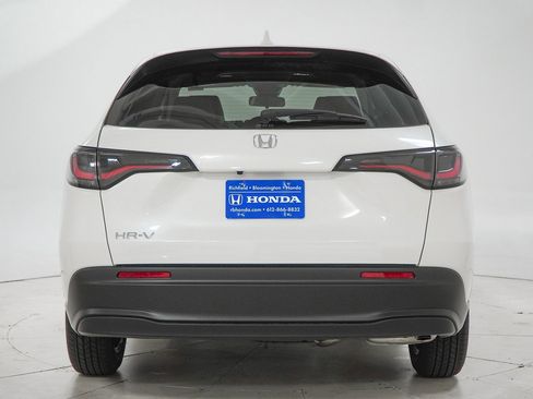 New 2026 Honda HR-V LX image 8
