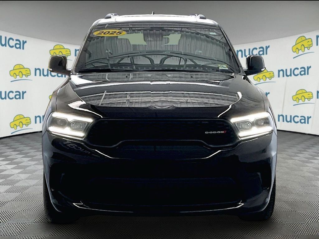 Used 2025 Dodge Durango GT AWD/4WD image 2
