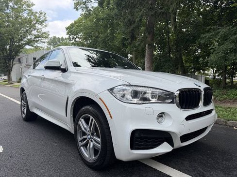 Used 2015 BMW X6 xDrive35i w/ M Sport AWD/4WD image 4