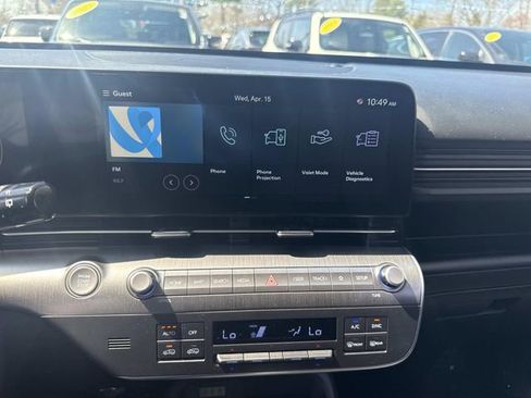 Used 2025 Hyundai Kona SEL AWD/4WD image 24