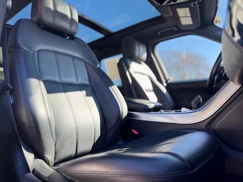 Used 2022 Land Rover Range Rover Sport HSE Silver Edition image 18