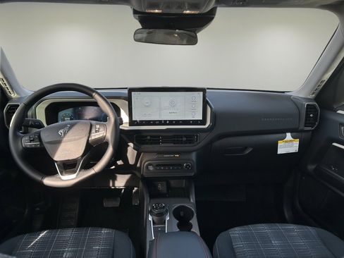 New 2025 Ford Bronco Sport Heritage w/ Convenience Package image 11