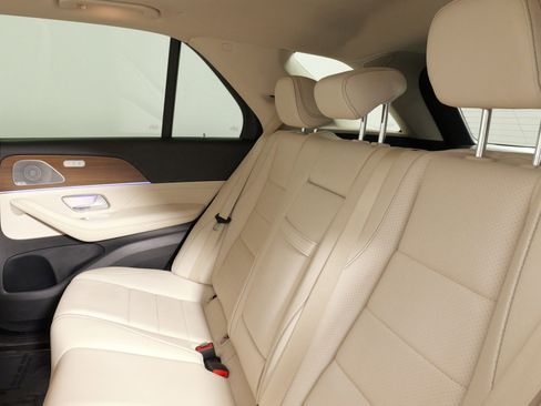 Used 2021 Mercedes-Benz GLE 350 GLE 350 4MATIC image 41