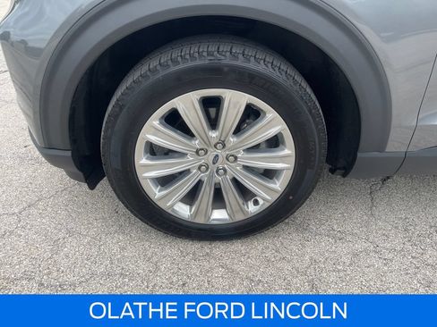 Certified 2024 Ford Explorer Limited w/ Limited Technology Package AWD/4WD image 29