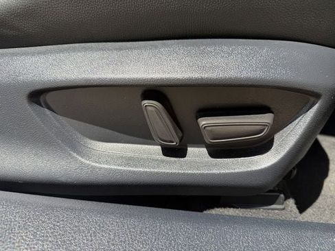 Used 2025 Toyota Camry XSE w/ Premium Plus Package image 31