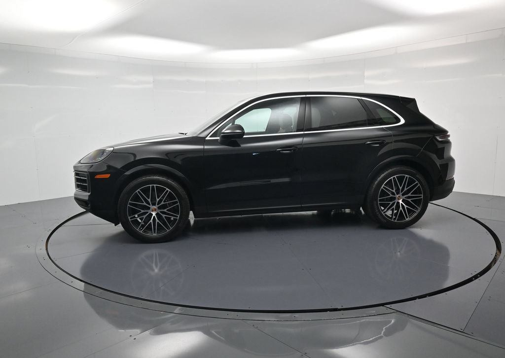 Used 2026 Porsche Cayenne AWD/4WD image 2