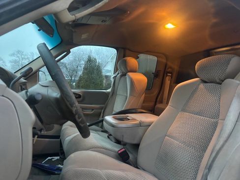 Used 2002 Ford F150 King Ranch image 14