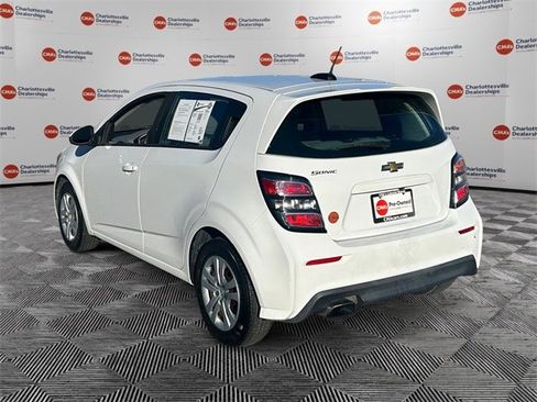 Used 2018 Chevrolet Sonic LT image 3