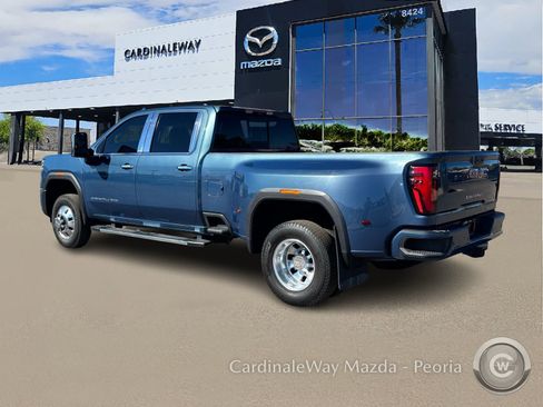 Used 2025 GMC Sierra 3500 Denali w/ Technology Package AWD/4WD image 4